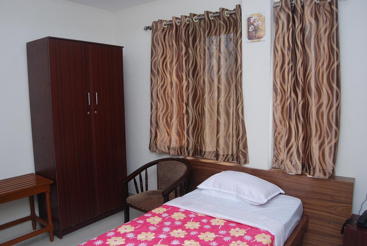 Chakraa Residency Hotell Ramanathapuram Eksteriør bilde